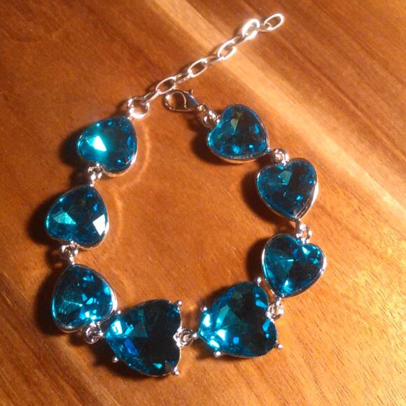 Blue Glass Silvertone Heart Bracelet - Picture 2 of 11